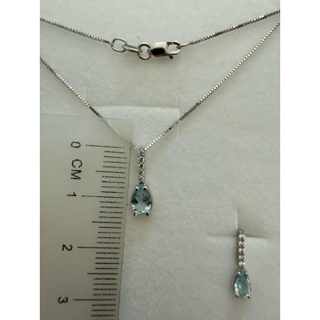 Parure COLLANA PUNTO LUCE Con ORECCHINI In ORO BIANCO 18 KARATI 750% E ZIRCONI