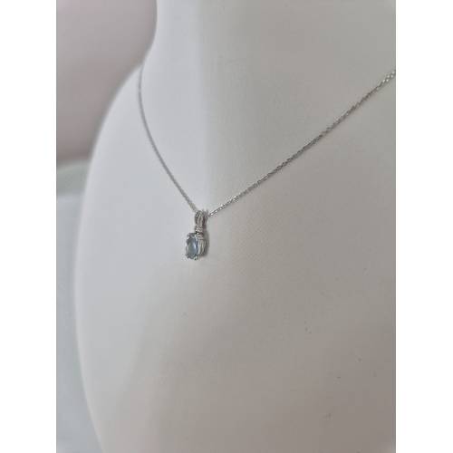 COLLANA ACQUAMARINA Ovale E DIAMANTI...