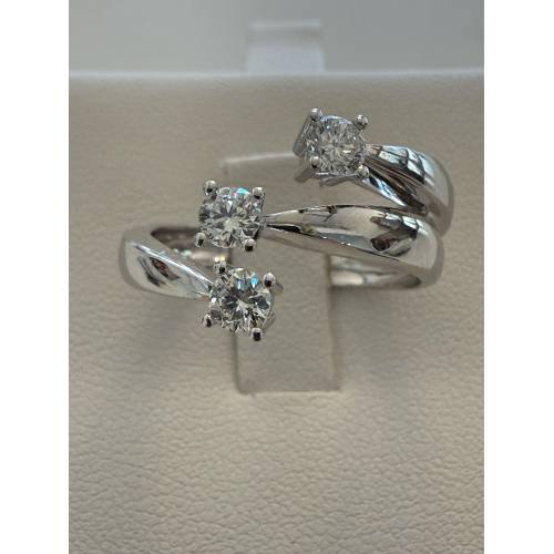 ANELLO TRILOGY DIAMANTI Taglio...