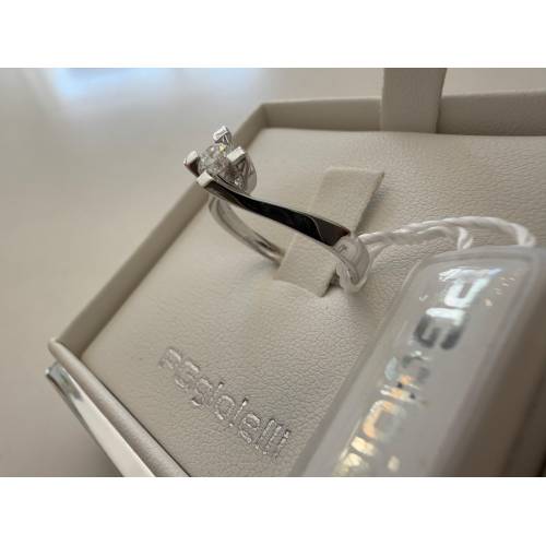 ANELLO SOLITARIO DIAMANTE Taglio...