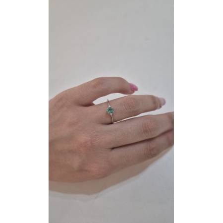 ANELLO KIOTO Solitario Con SMERALDO Ovale E DIAMANTI In Oro Bianco 9 Karati 375%