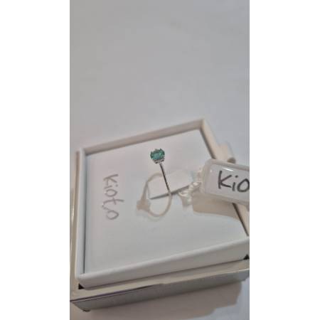 ANELLO KIOTO Solitario Con SMERALDO Ovale E DIAMANTI In Oro Bianco 9 Karati 375%