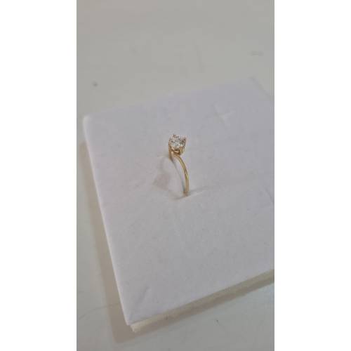 ANELLO SOLITARIO Con Zircone Bianco...