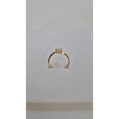 ANELLO SOLITARIO Con Zircone Bianco...