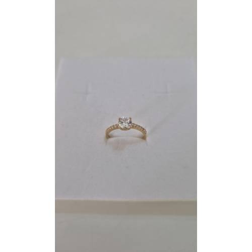 ANELLO SOLITARIO Con Zirconi Bianchi...