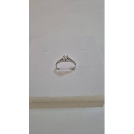 ANELLO Donna Solitario ORO BIANCO 18 Karati 750% Con Pietra Centrale E Zirconi