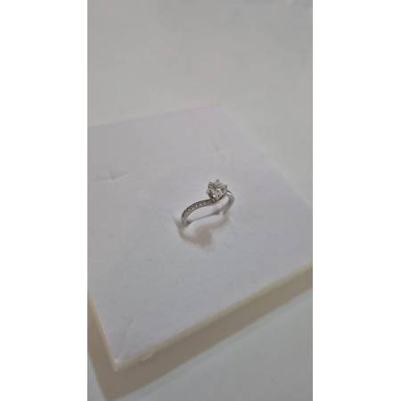 ANELLO Donna Solitario ORO BIANCO 18 Karati 750% Con Pietra Centrale E Zirconi