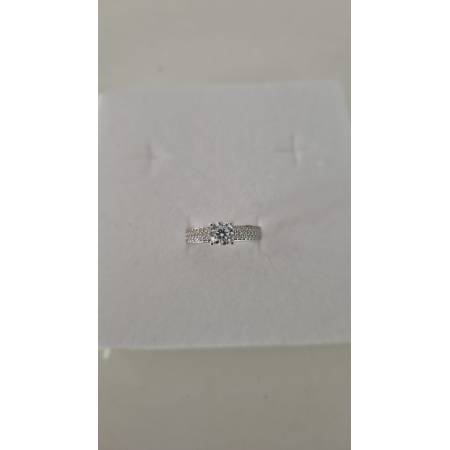 ANELLO Donna Fascia Di Pavè Pietra Centrale E Zirconi ORO BIANCO 18 Karati 750%