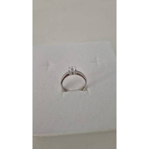 ANELLO Donna Fascia Di Pavè Pietra...