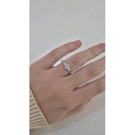 ANELLO Da Donna TRILOGY Con Zirconi Tondi Bianchi In ORO BIANCO 18 Karati 750%