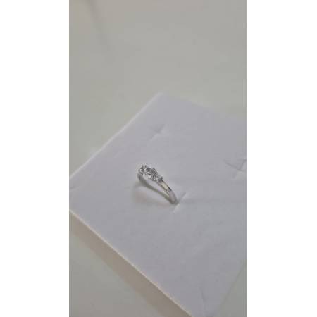 ANELLO Da Donna TRILOGY Con Zirconi Tondi Bianchi In ORO BIANCO 18 Karati 750%