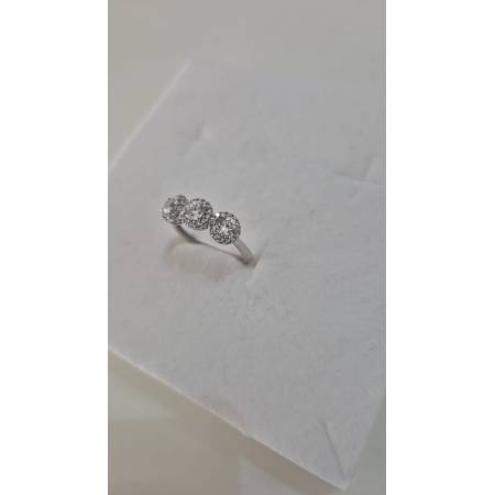 ANELLO Da Donna TRILOGY Con Zirconi Bianchi Tondi In ORO BIANCO 18 Karati 750%