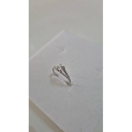 ANELLO Donna Solitario ORO BIANCO 18 Karati 750% Con Zirconi E Pietra Centrale