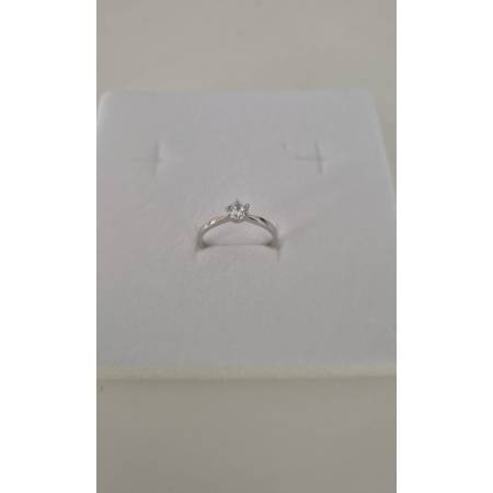 Condividi ANELLO Donna Solitario In ORO BIANCO 18 Karati 750% Con Zircone Centrale Rotondo