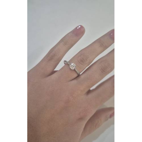 ANELLO Solitario ORO BIANCO 18 Karati...