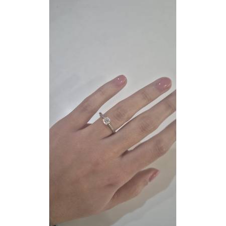 ANELLO Solitario ORO BIANCO 18 Karati 750% Con Zirconi Pietra Centrale Squadrata