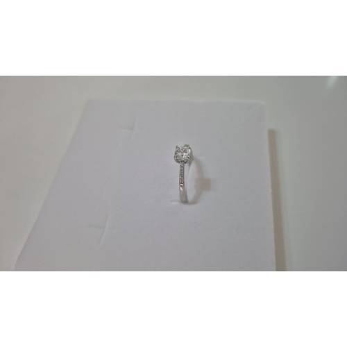 ANELLO Solitario ORO BIANCO 18 Karati...