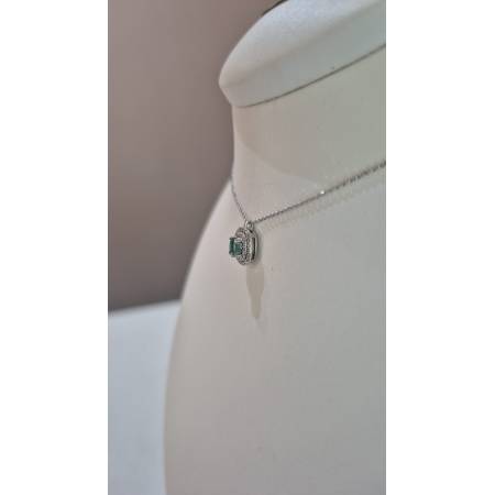 COLLANA SMERALDO E DIAMANTI In Oro Bianco 18 Karati 750% PG GIOIELLI Punto Luce
