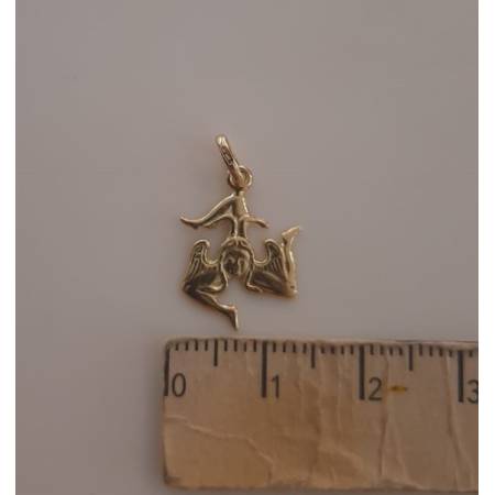 CIONDOLO PENDENTE TRINACRIA SICILIANA IN ORO GIALLO 18 KARATI 750% Made In Italy