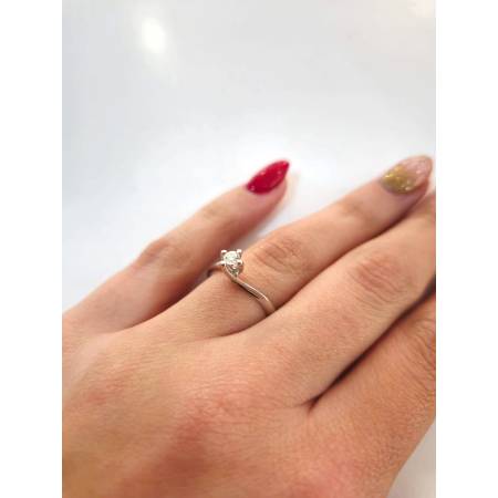 ANELLO SOLITARIO VALENTINO DIAMANTE Taglio Brillante G VS ORO BIANCO 18 KARATI