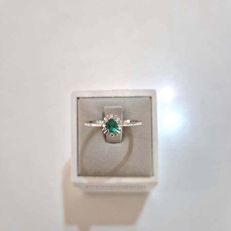 ANELLO Con SMERALDO E DIAMANTI ORO BIANCO 18 KARATI 750% PG Gioielli Solitario