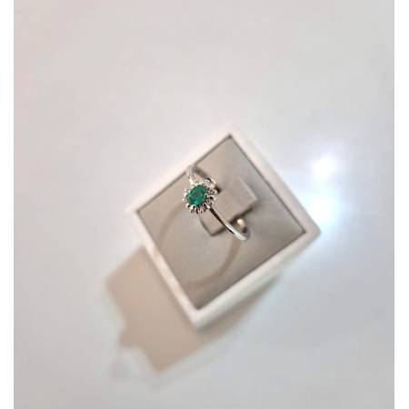 ANELLO Con SMERALDO E DIAMANTI ORO BIANCO 18 KARATI 750% PG Gioielli Solitario
